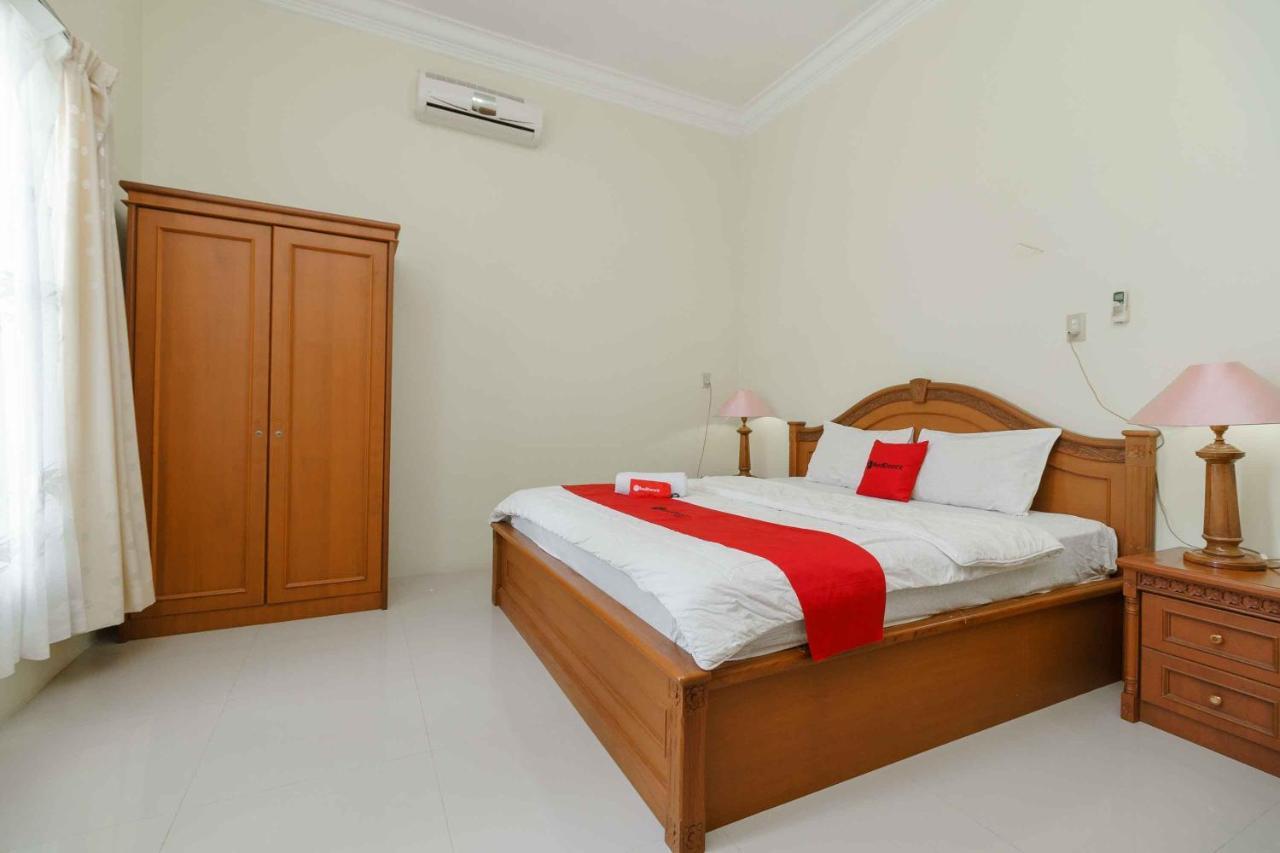 Reddoorz Plus Syariah @ Jalan Cut Nyak Dhien Aceh Hotel Banda Aceh Ngoại thất bức ảnh